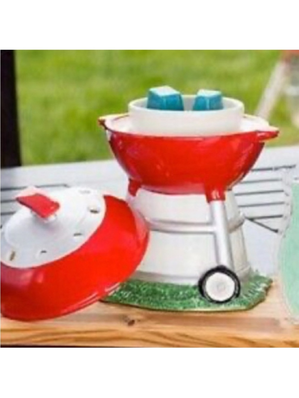 Scentsy Warmer thrill of the grill plug in